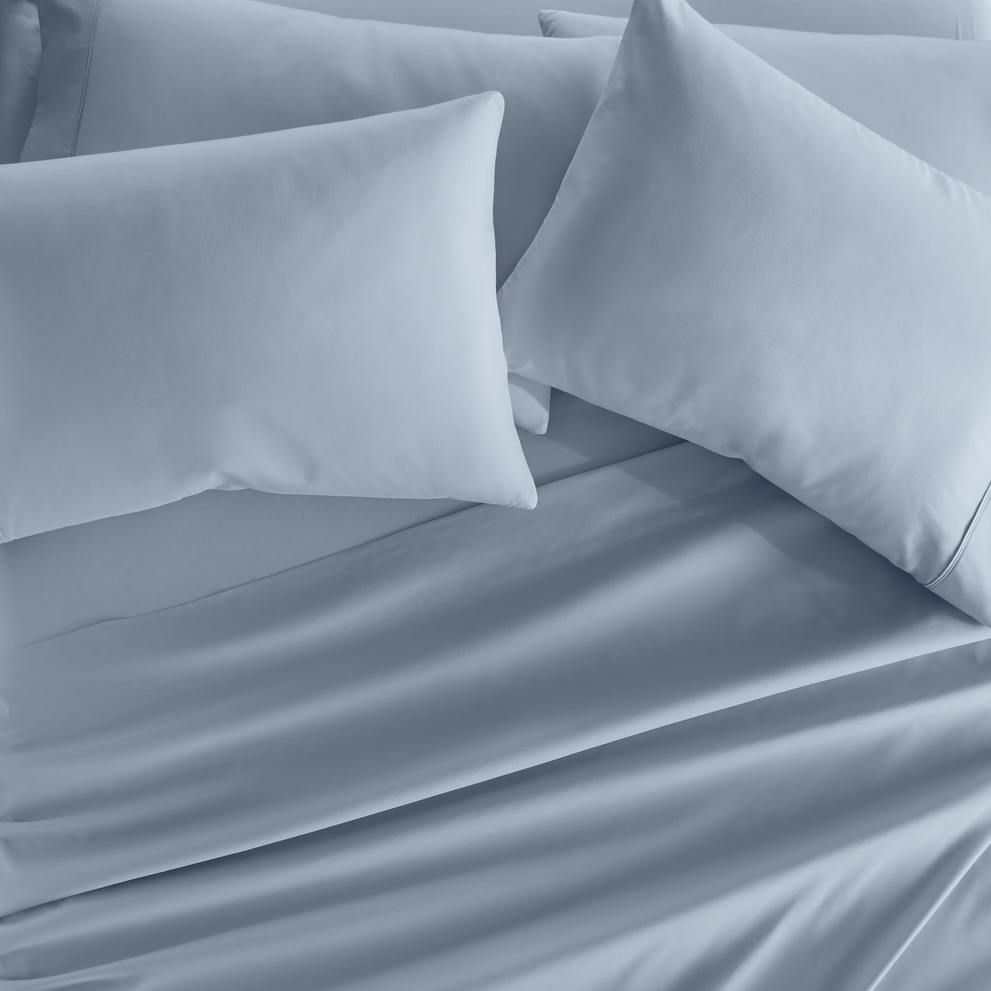 Ultra-Soft Queen, Light Blue Solid Microfiber 6 Piece Bed Sheet Set - Premium Ultra-Soft Pillowcase Pair for Sleeping Detail