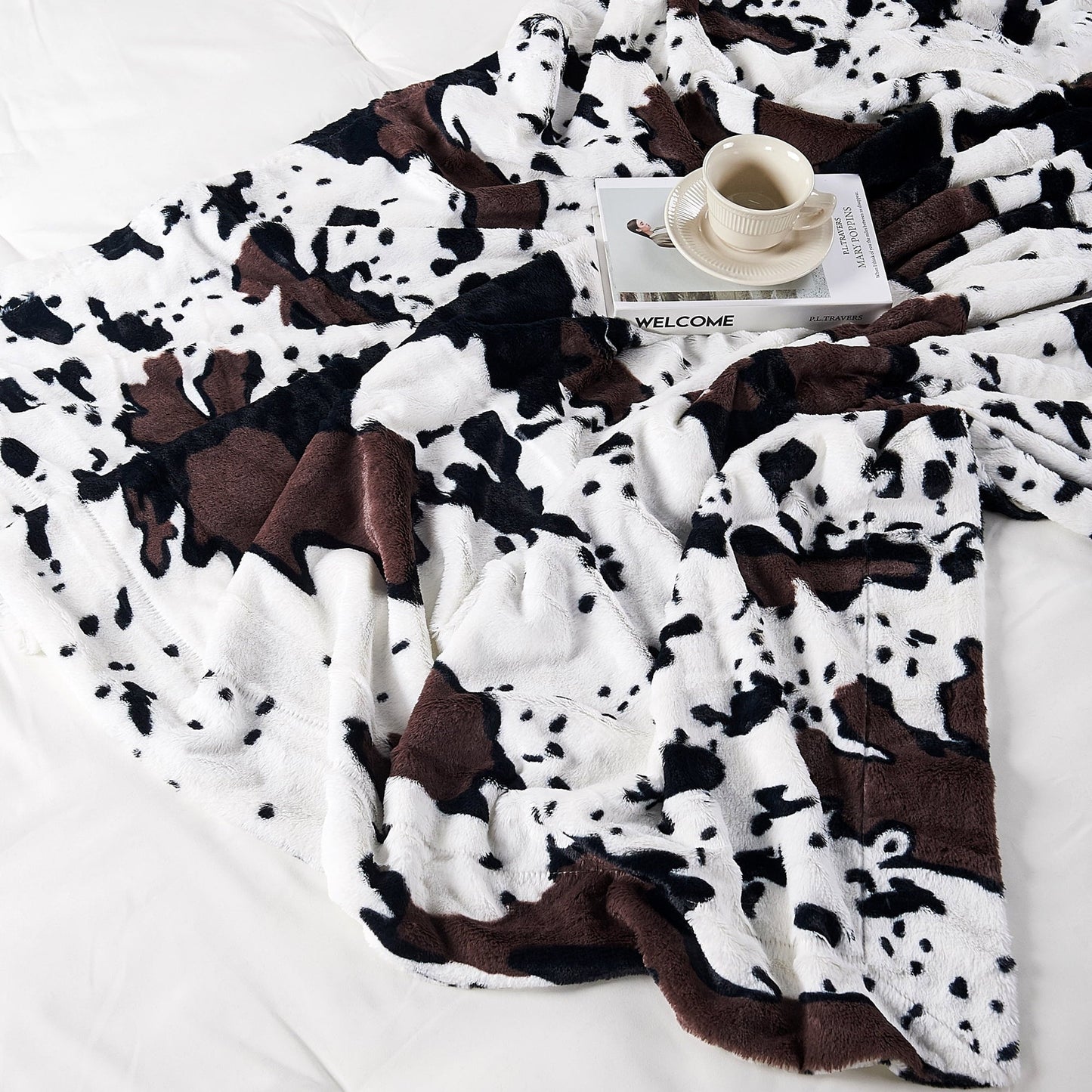 Lightweight Warm Cow Print Double Sided Faux Fur Throw Blanket, Soft Cozy Fuzzy Black and White Throw, 50x60 inches - Luxury Knitted Decorative Throw Blanket with Fringes Detail
