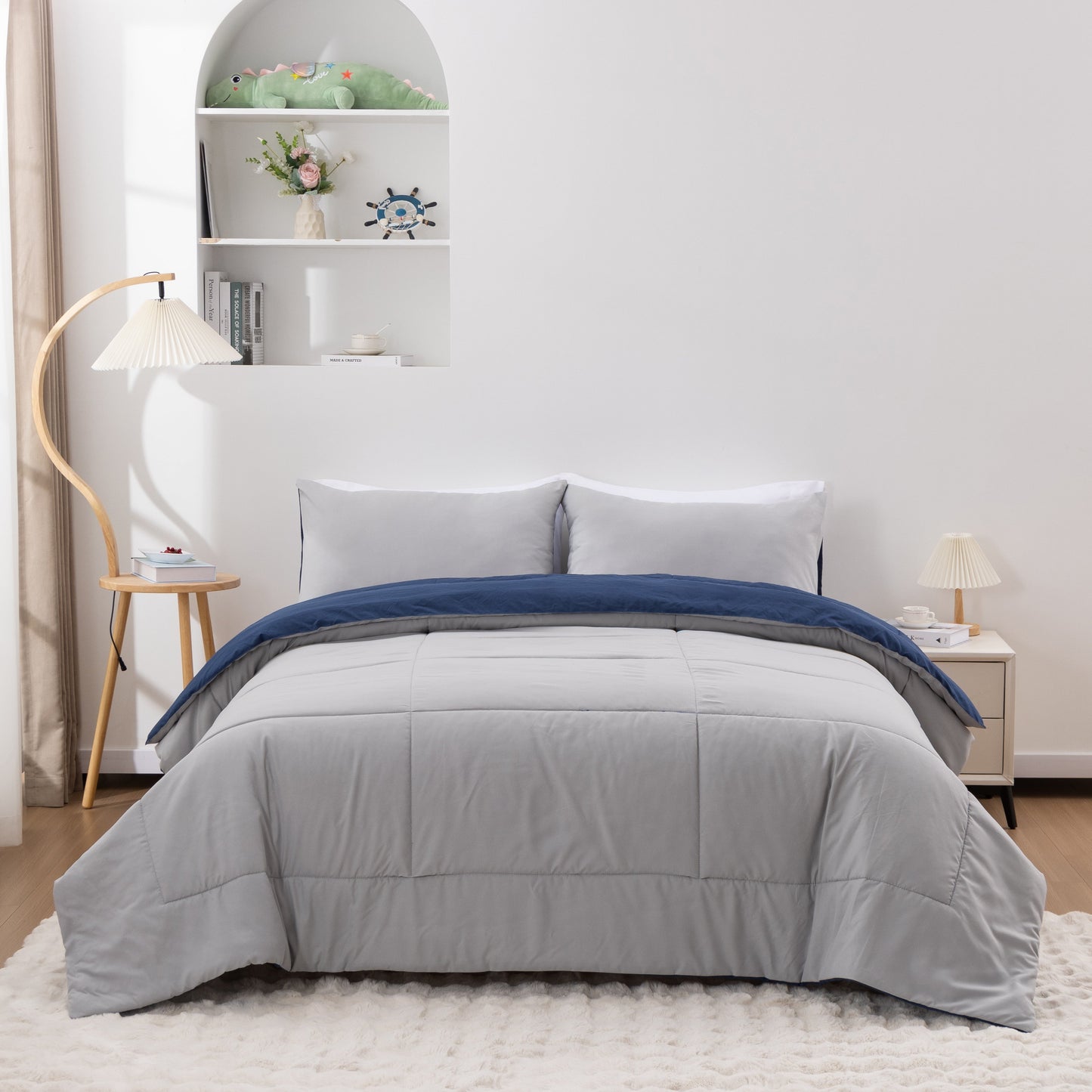 All-Season Queen Comforter Set All Season Reversible Bed Set with 2 Pillow Cases 3 Pieces Bedding Sets Down Alternative Blue/Gra... - All-Season Down Alternative Comforter Insert Detail