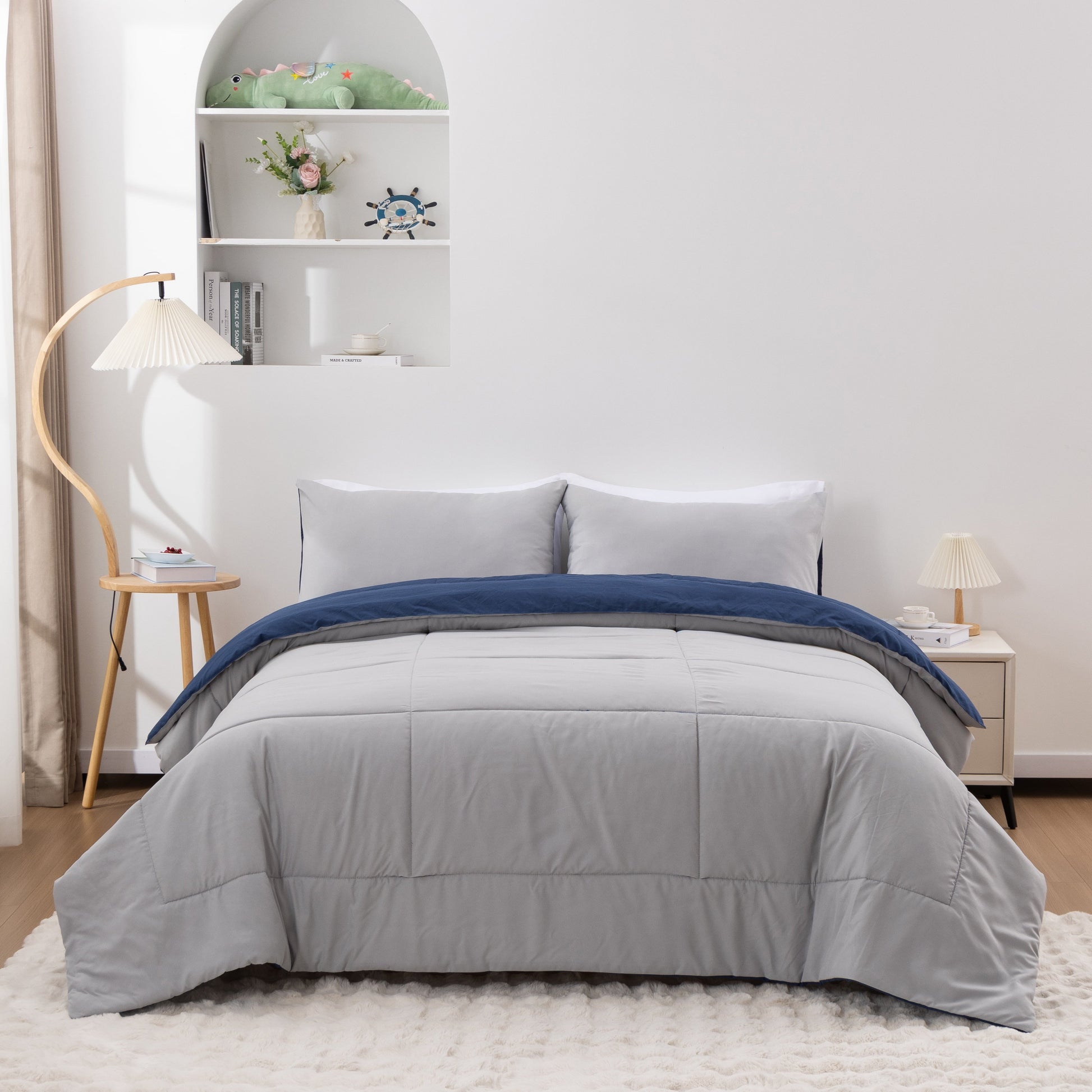 All-Season Queen Comforter Set All Season Reversible Bed Set with 2 Pillow Cases 3 Pieces Bedding Sets Down Alternative Blue/Gra... - All-Season Down Alternative Comforter Insert Detail