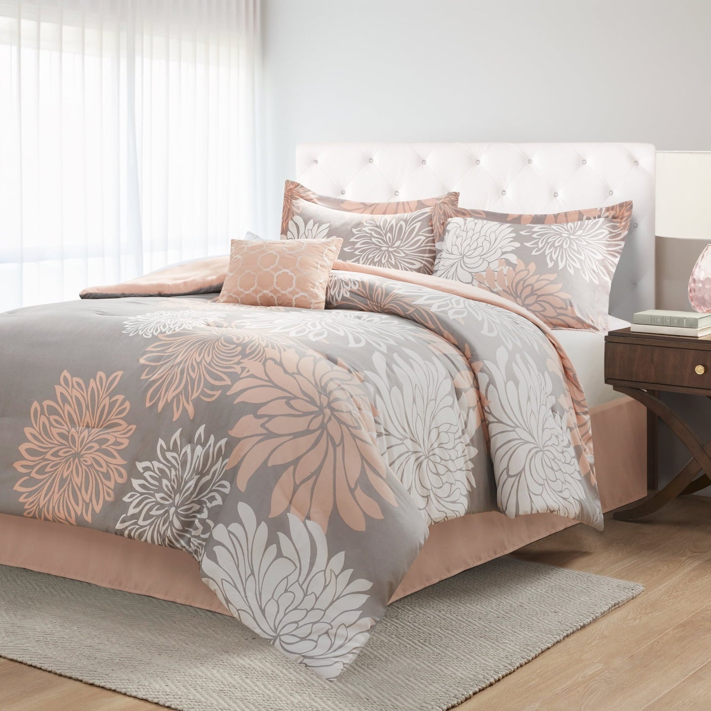 All-Season King Size Comforter Set, 5-Piece Floral Bedding Set for All Season, Blush Comforter Set King with Bed Skirt - Cloud-Like Soft Lightweight Bed Comforter Detail