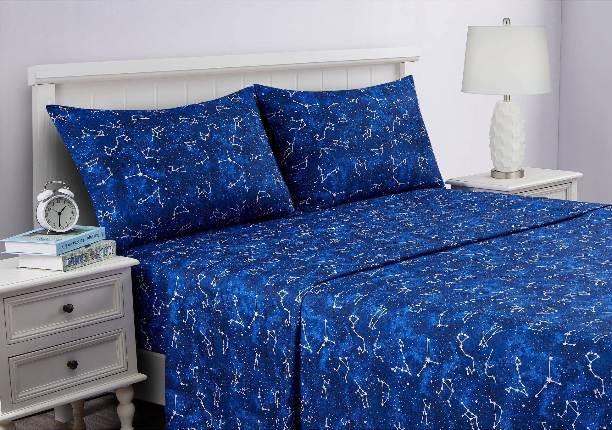 Wrinkle-Resistant Kids Soft Microfiber Sheet Set, Navy Blue Stars, Full, 4 Pieces, Easy Care - Premium Ultra-Soft Pillowcase Pair for Sleeping Detail