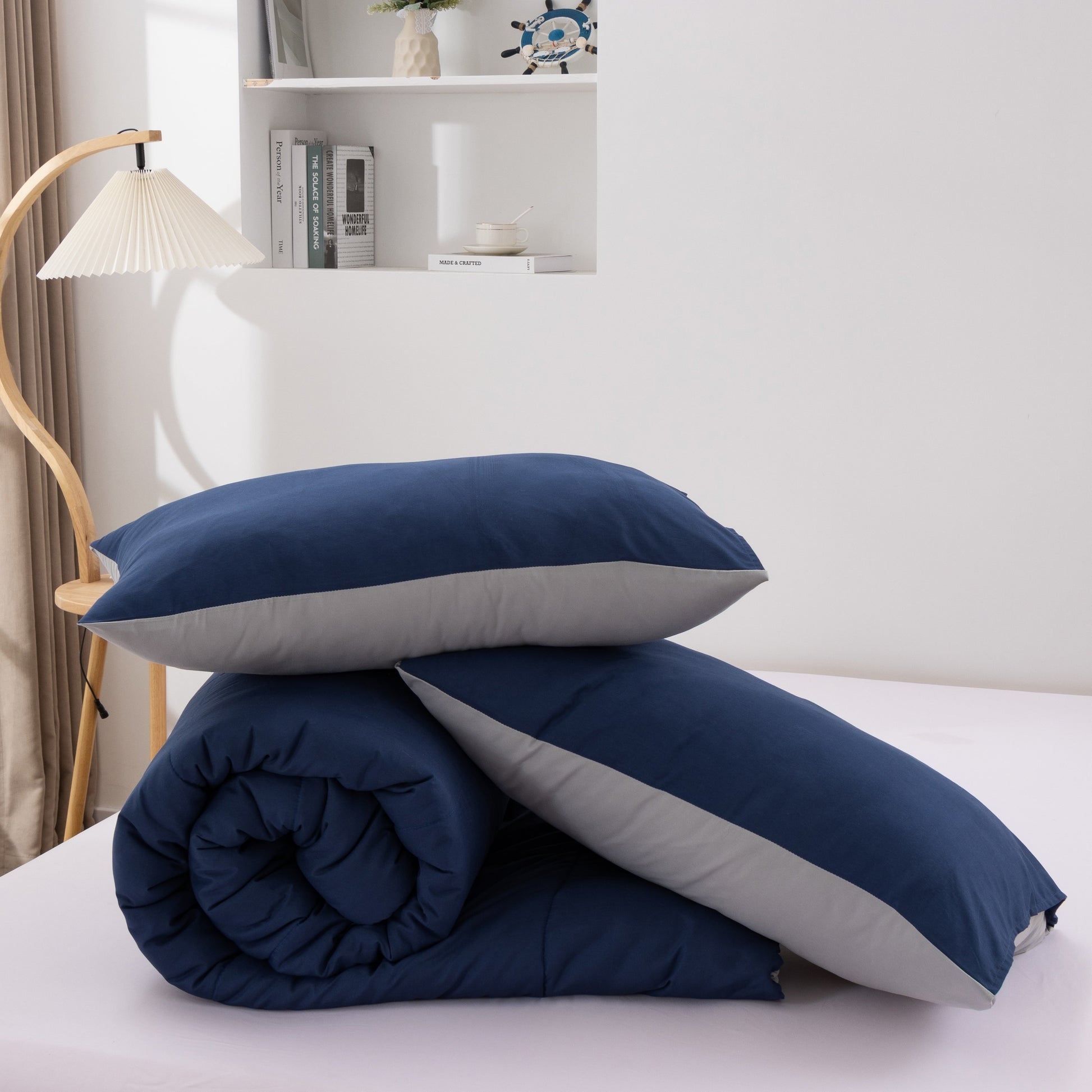 All-Season Queen Comforter Set All Season Reversible Bed Set with 2 Pillow Cases 3 Pieces Bedding Sets Down Alternative Blue/Gra... - All-Season Down Alternative Comforter Insert Detail