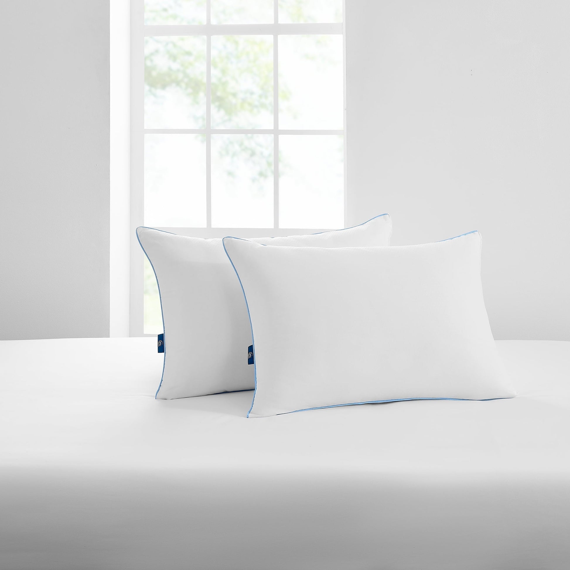 Ergonomic Memory Foam Cool Nites Bed Pillow, Standard/Queen, 2 Pack - Decorative Throw Pillow Cushion for Sofa & Bed Detail