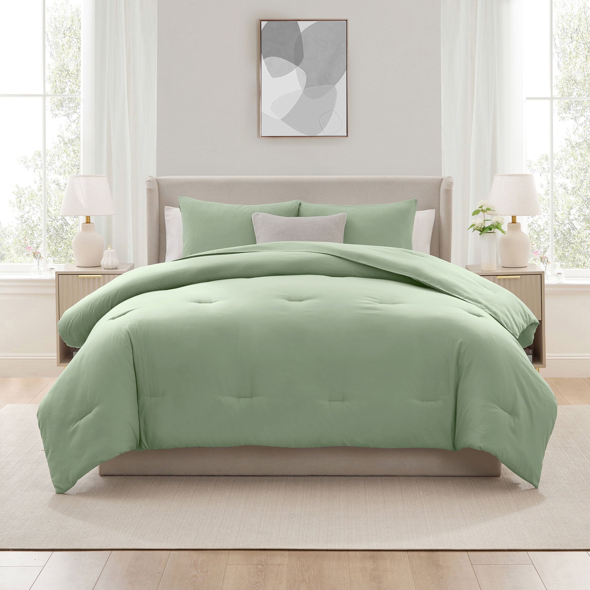 All-Season Comforter Sets, All Season Lightweight Solid Queen Comforter Set, 3-Pc Bedding Sets, Sage Green - All-Season Down Alternative Comforter Insert Detail