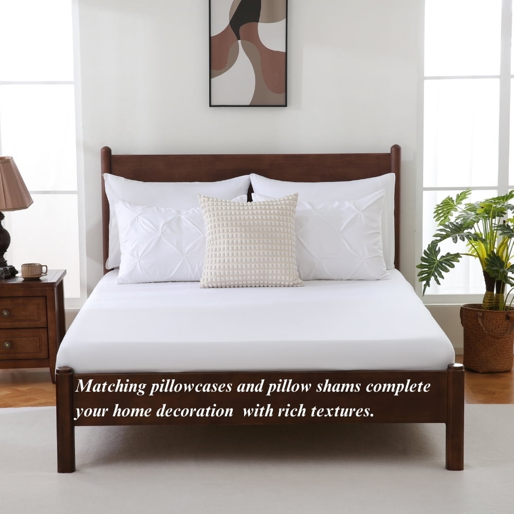 Fluffy Down Alternative 7 Pieces Pinch-Pleated Comforter Set, White Queen Size - Luxurious Quilted Duvet Cover Set Detail