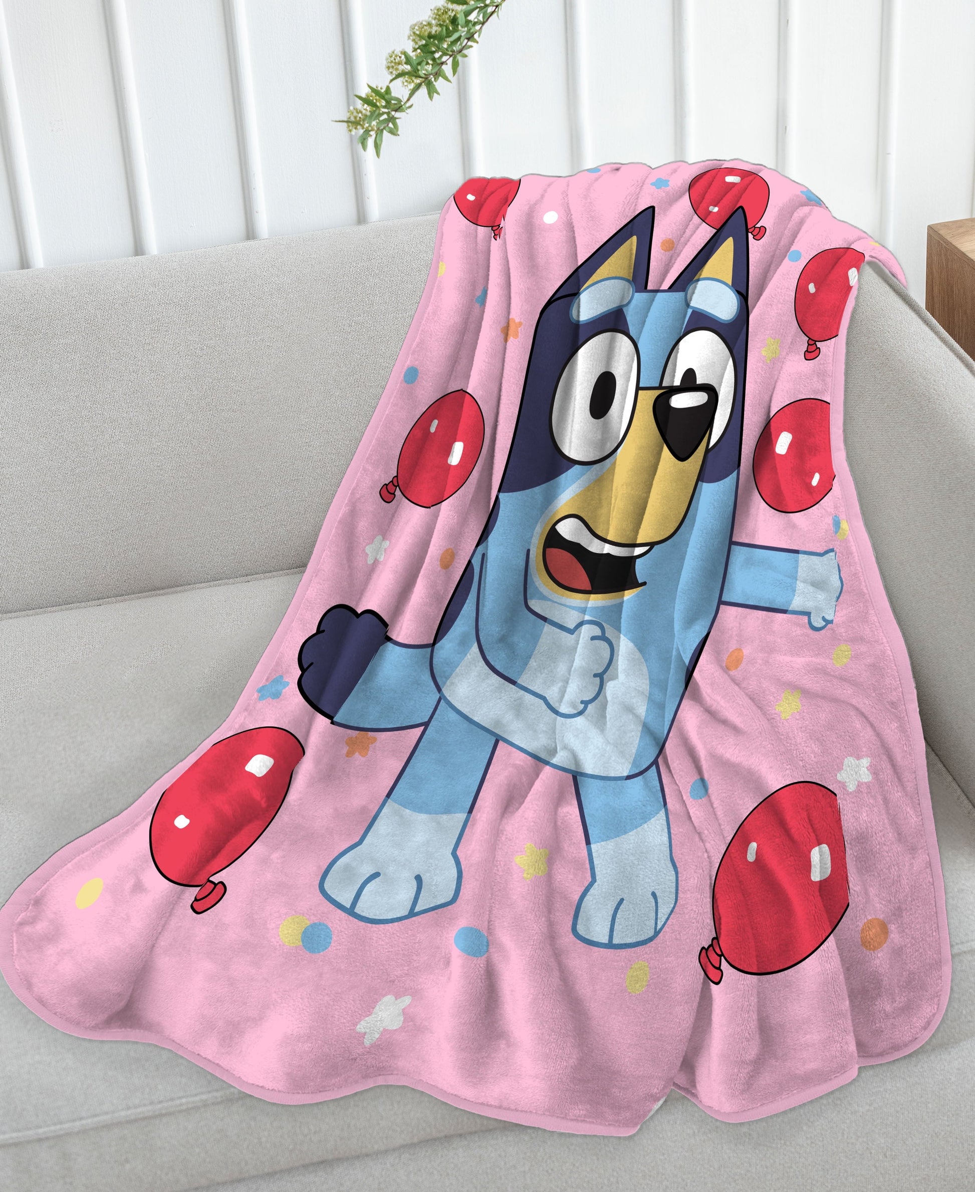 Cozy Fleece Balloon Party 46" x 60" Throw Blanket, Kids, Pink, Microfiber - Luxury Knitted Decorative Throw Blanket with Fringes Detail
