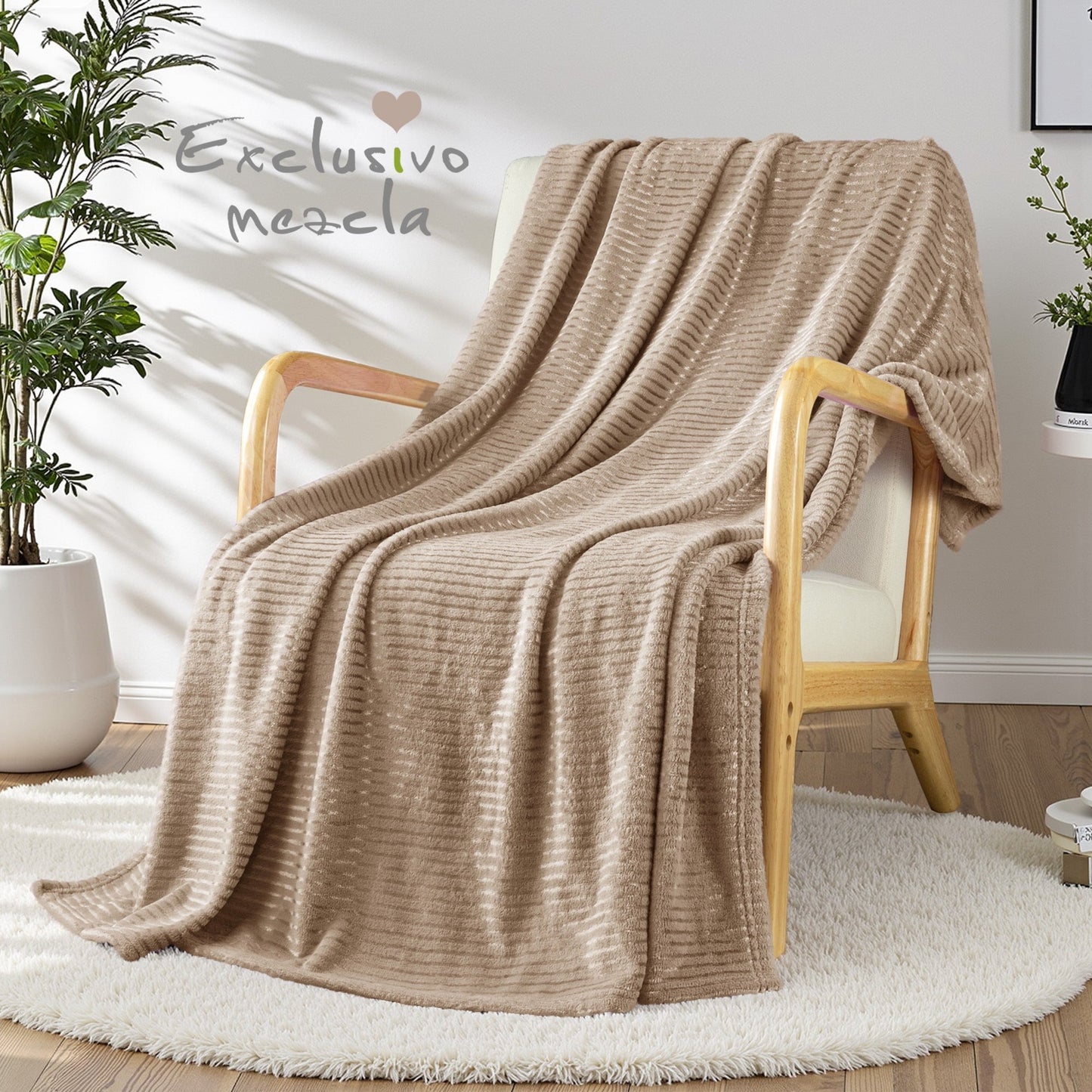 Reversible Sherpa Soft Throw Blanket, 50"x60", Camel - Cozy Fleece Throw Blanket for Couch & Bed Detail