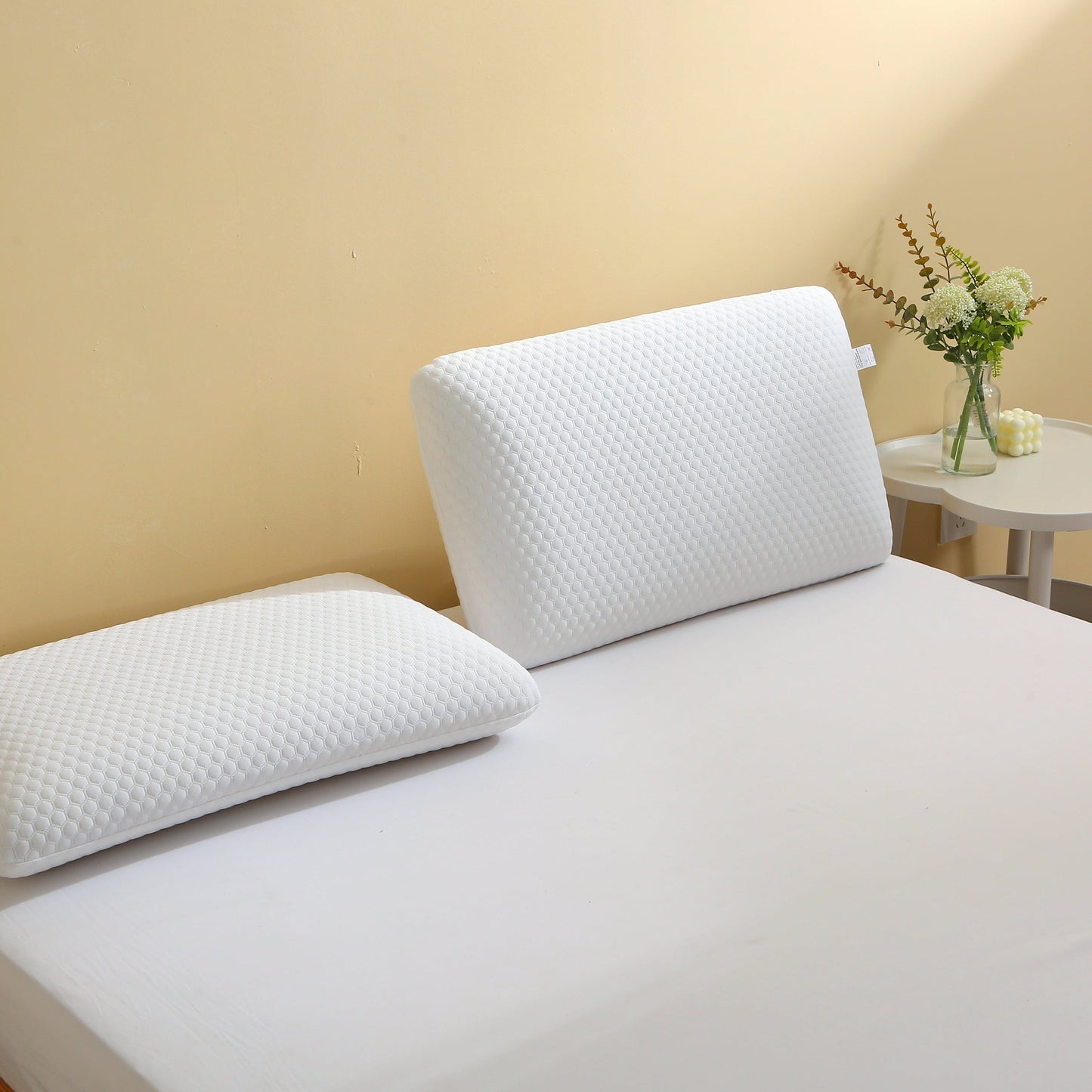 Decorative Plump Memory Foam Bed Pillows, Pillow for Side and Back Sleeper, Pillow for Neck Pain Relief, Washable Removable Cover, Sof... - Decorative Throw Pillow Cushion for Sofa & Bed Detail