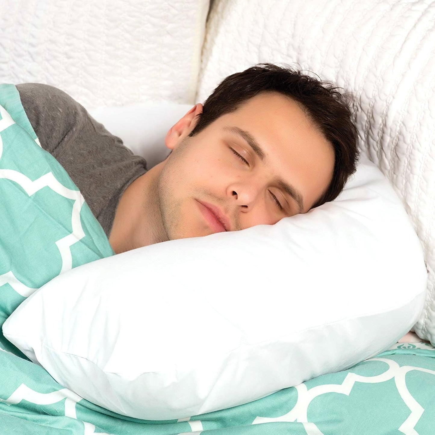 Decorative Plump Hugg-A-Pillow 17" x 22" Bed Pillow White 554-7915-1900 - Ergonomic Memory Foam Pillow for Neck Pain Support Detail