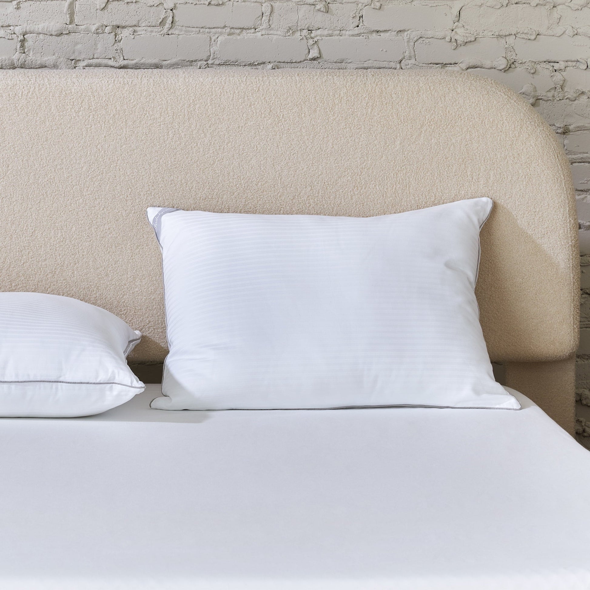 Hotel Collection Down Alternative Bed Pillow, Standard/Queen - Orthopedic Shredded Foam Bed Pillow Set Detail