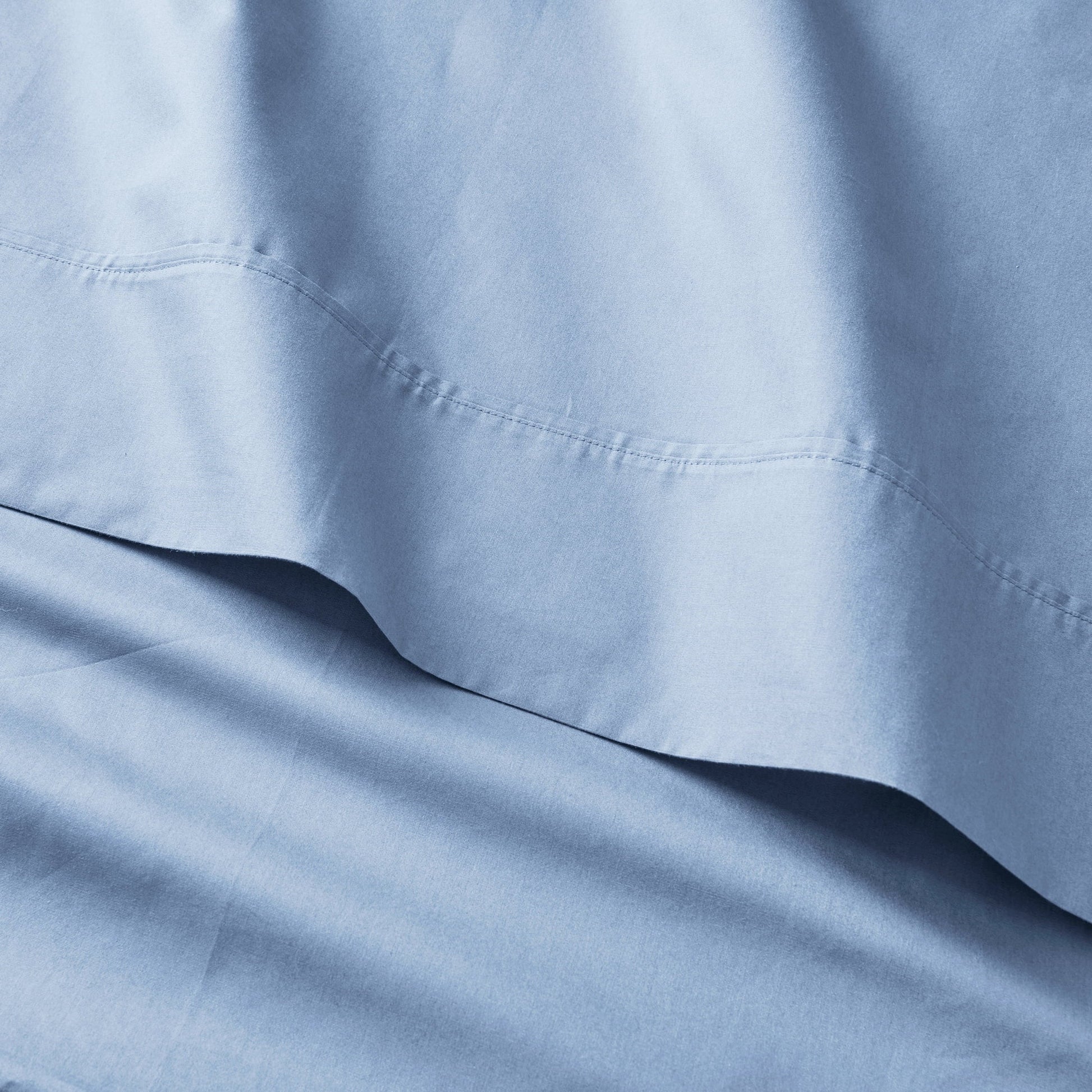 Wrinkle-Resistant Cool & Crisp 3-Piece 300 Thread Count Blue Water Cotton Percale Sheet Set, Twin - Breathable Egyptian Cotton Flat & Fitted Sheets Detail