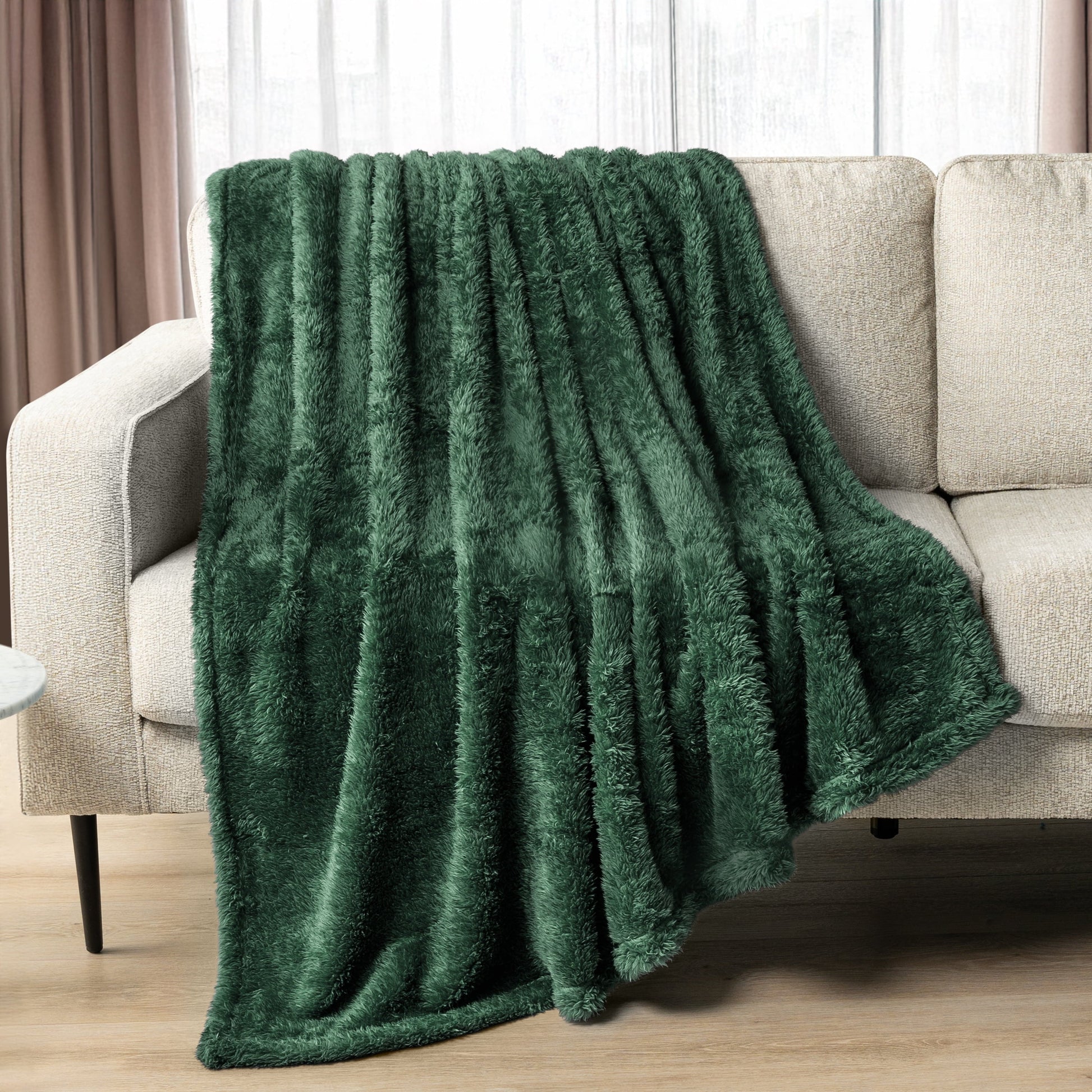 Cozy Fleece Sherpa Throw Blanket For Couch Sofa, Emerald Green Fluffy Warm Plush Blanket for Bed, Cozy Super Soft Lightweight Thr... - Super Soft Reversible Sherpa Flannel Blanket Detail